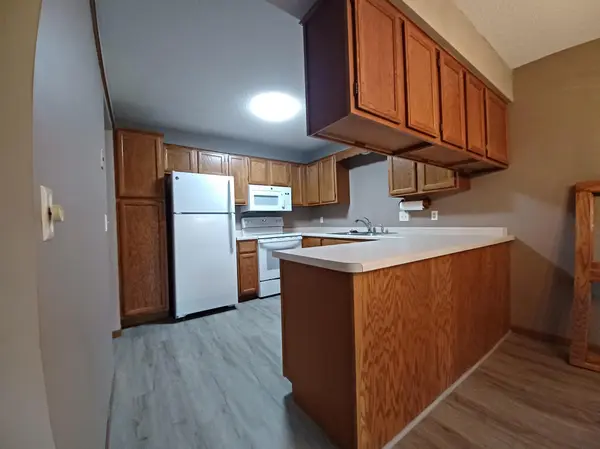 5311 72nd CIR N, Brooklyn Center, MN 55429