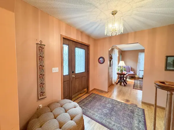 301 4th AVE SE, Pelican Rapids, MN 56572