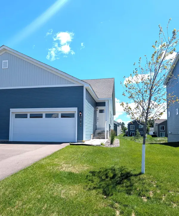 39765 Fallbrook AVE, North Branch, MN 55056