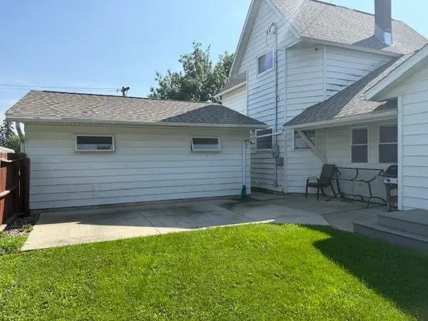 307 Main ST E, Caledonia, MN 55921