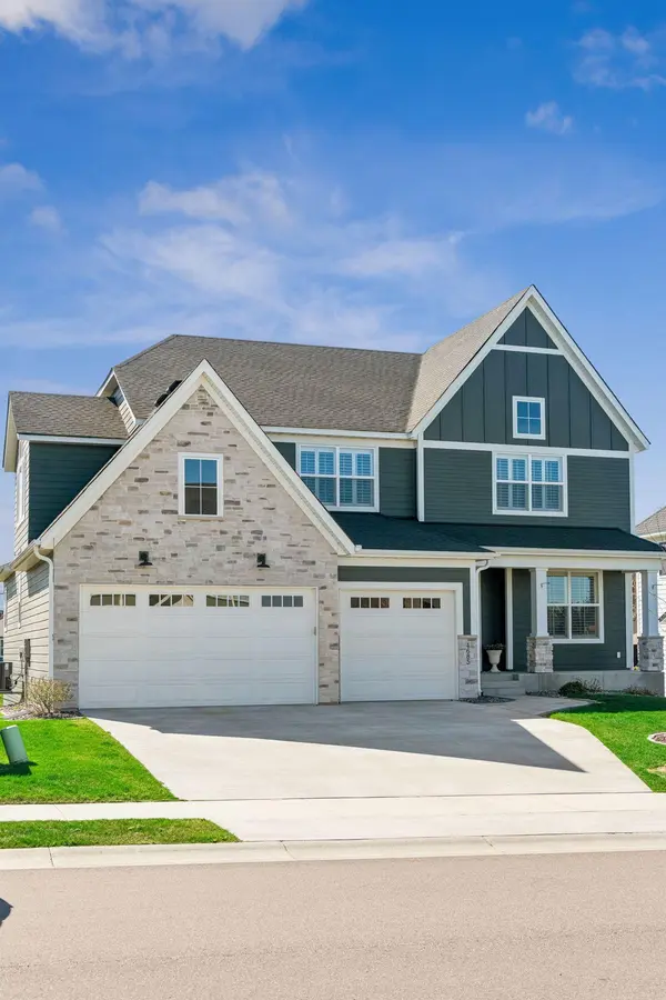 4685 Garland LN N, Plymouth, MN 55446