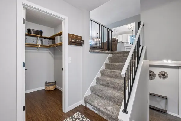 5533 Golfview LN N, Oakdale, MN 55128