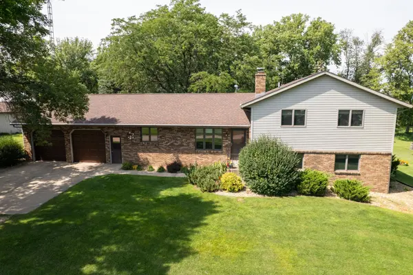 19118 Aspen AVE, Tracy, MN 56175