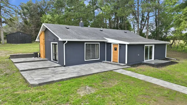 3941 357th AVE NW, Cambridge, MN 55008