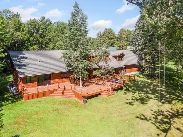 2245 Cottonwood Lake DR, Windom, MN 56101