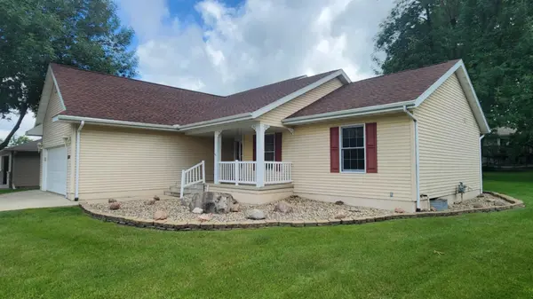 1626 Keystone DR, Albert Lea, MN 56007