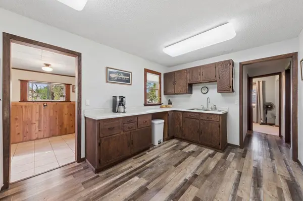 7181 Lakeview DR, Circle Pines, MN 55014