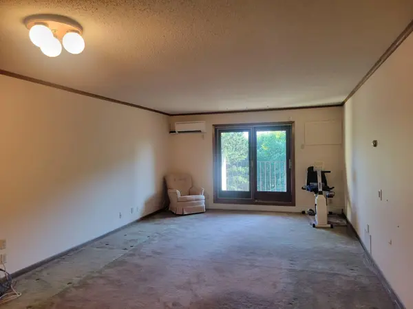 11160 Anderson Lakes Pkwy #319, Eden Prairie, MN 55344