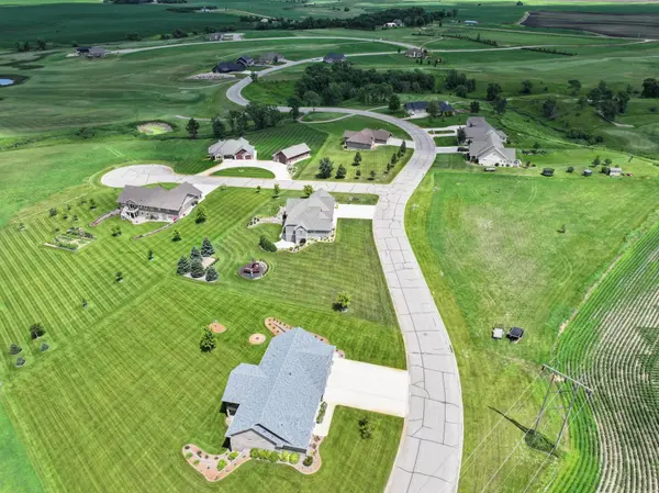 25315 Lucken DR, Hancock, MN 56244