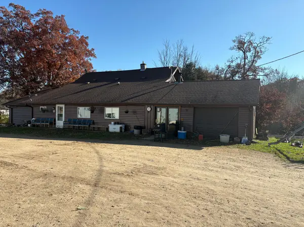 41 County Line Avenue, Clear Lake, WI 54005