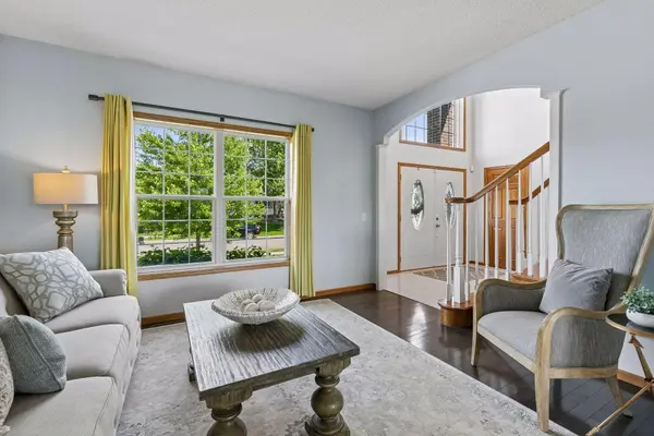 14255 Footbridge WAY, Apple Valley, MN 55124