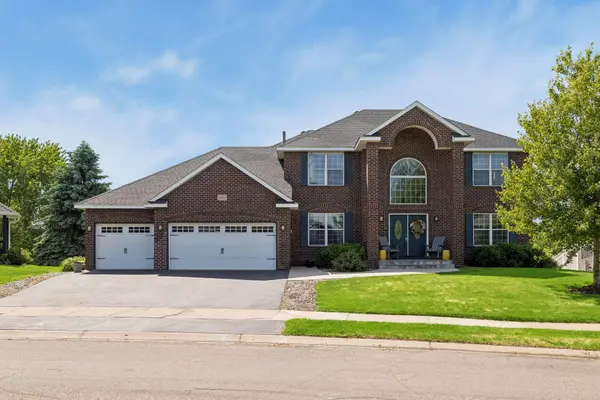 14255 Footbridge WAY, Apple Valley, MN 55124