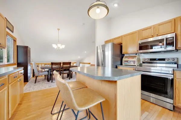 2700 Galway CT, Hudson, WI 54016