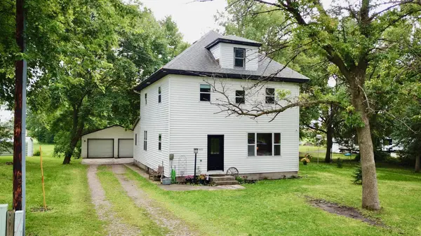 601 Park AVE, Sacred Heart, MN 56285