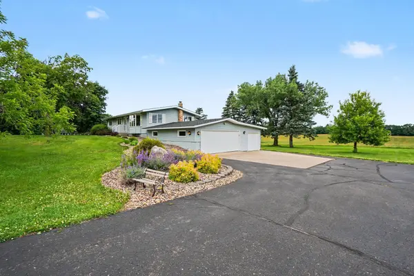 158 County RD E, Houlton, WI 54082