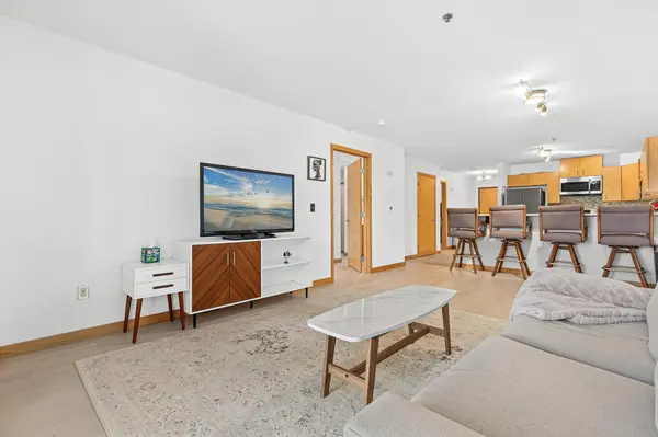 4845 W 123rd ST #203, Savage, MN 55378
