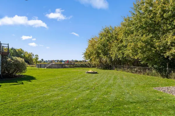 6877 Lasalle CIR NE, Albertville, MN 55301