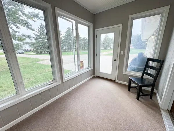 105 N 1st AVE, Wilmont, MN 56185