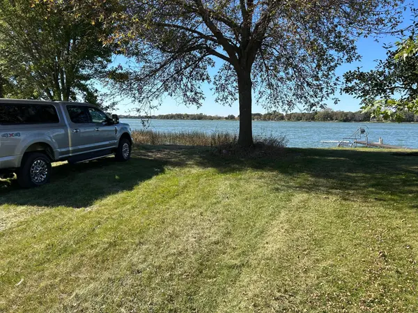 000 Red Rock Shrs DR SW, Hoffman, MN 56339