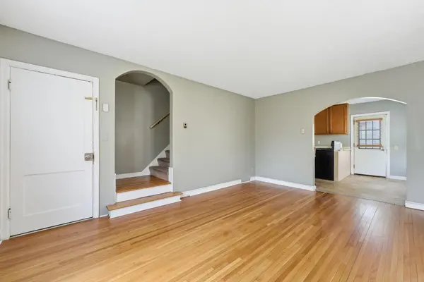 1545 Laurel AVE, Saint Paul, MN 55104