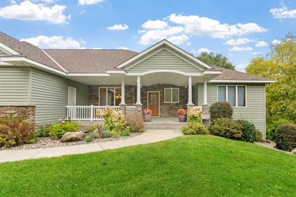 1372 Featherstone RD, Hastings, MN 55033