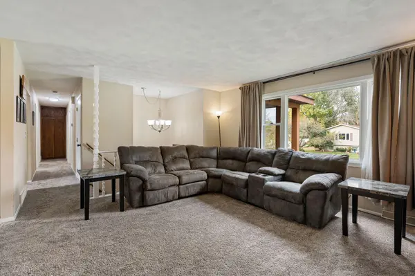 70 Aspen Highland PL, Owatonna, MN 55060