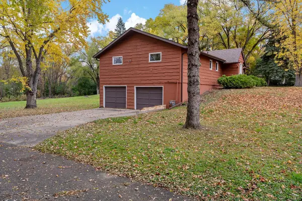 13940 64th AVE N, Maple Grove, MN 55311
