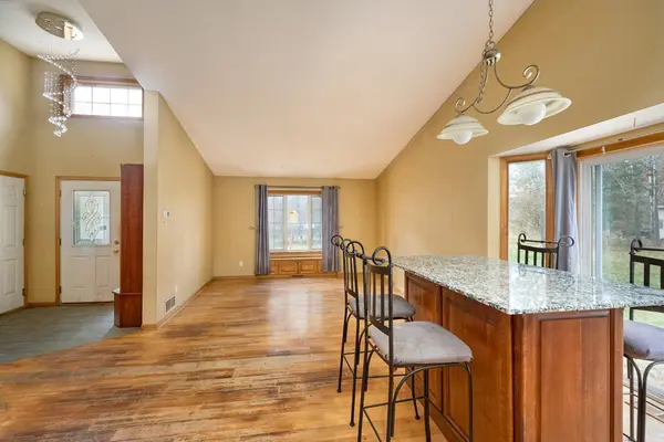 30646 Navajo ST NW, Cambridge, MN 55008