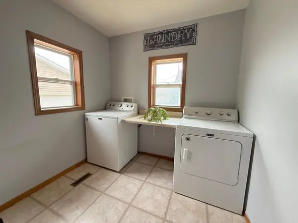 136 1st AVE, Alden, MN 56009