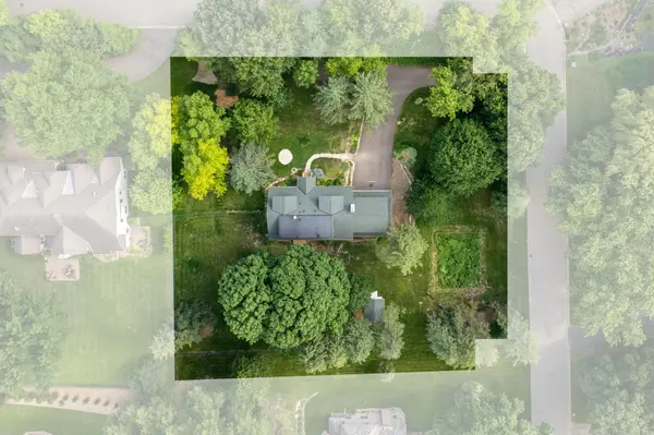 2275 Linner RD, Wayzata, MN 55391