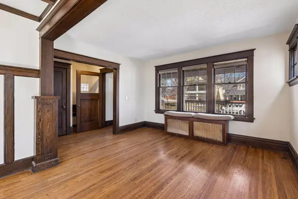 1746 Laurel AVE, Saint Paul, MN 55104