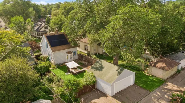 3721 Longfellow AVE, Minneapolis, MN 55407
