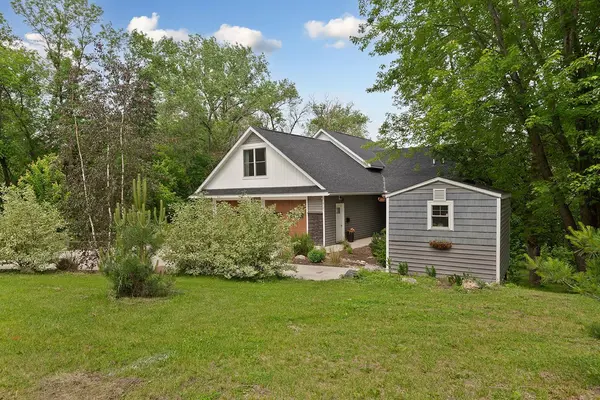 5121 Dudley Lake PATH, Faribault, MN 55021