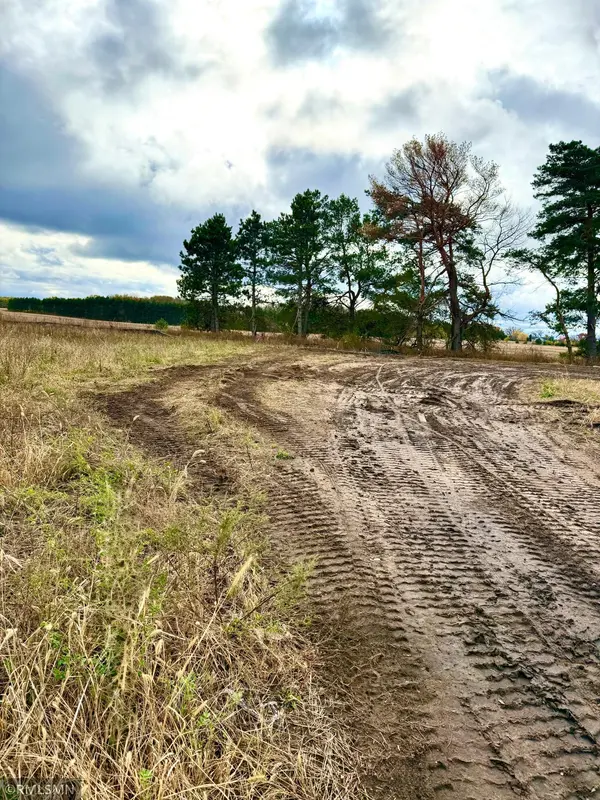 960 3rd AVE SW, Rice, MN 56367
