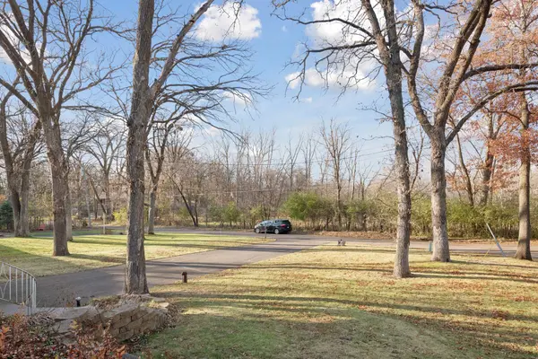 12761 Burwell DR, Minnetonka, MN 55305