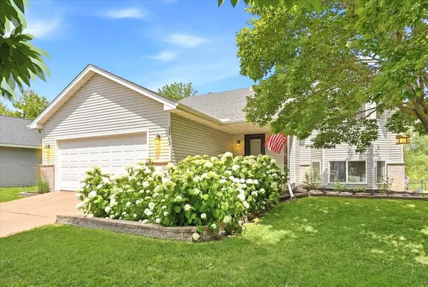 1163 111th AVE NE, Blaine, MN 55434