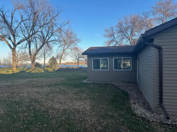 1795 50th AVE NE, Willmar, MN 56201