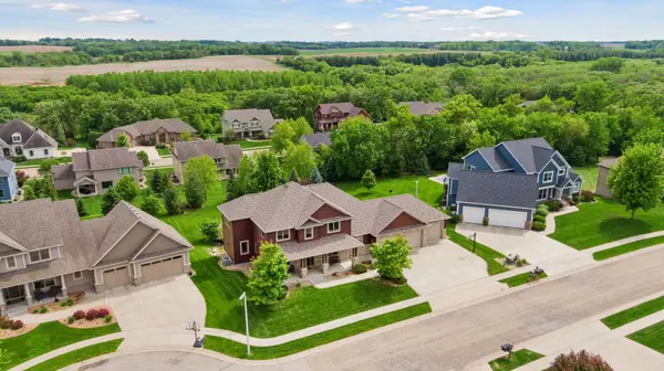 2304 Britwood LN SW, Rochester, MN 55902