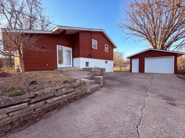 509 8th ST, Farmington, MN 55024