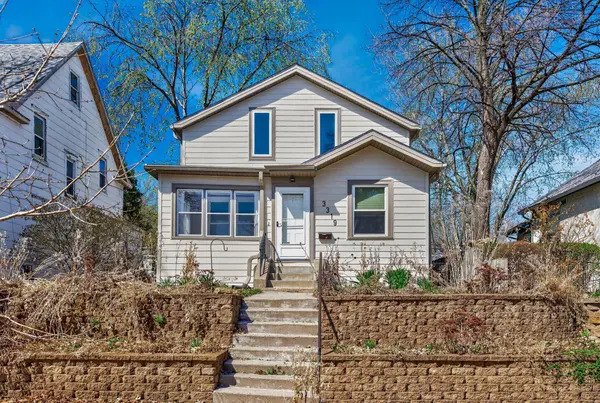 3319 Russell AVE N, Minneapolis, MN 55412