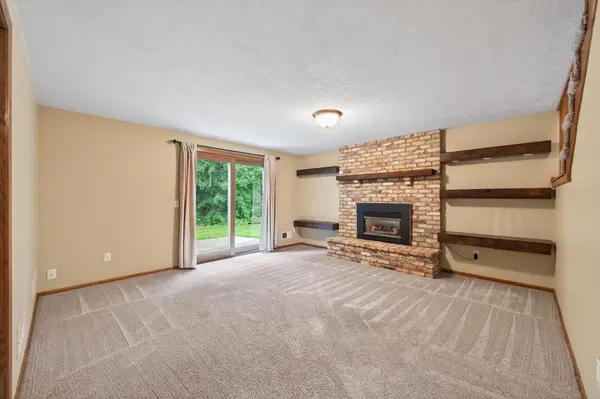 1878 113th LN NW, Coon Rapids, MN 55433