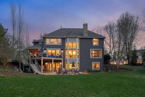 26950 Marsh Pointe CT, Shorewood, MN 55331