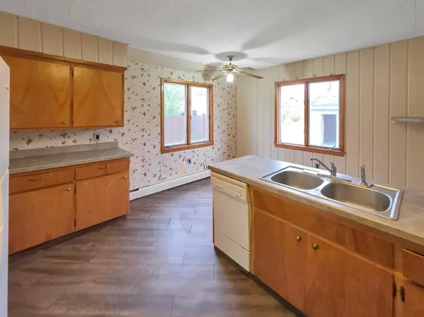 939 Duluth AVE N, Thief River Falls, MN 56701