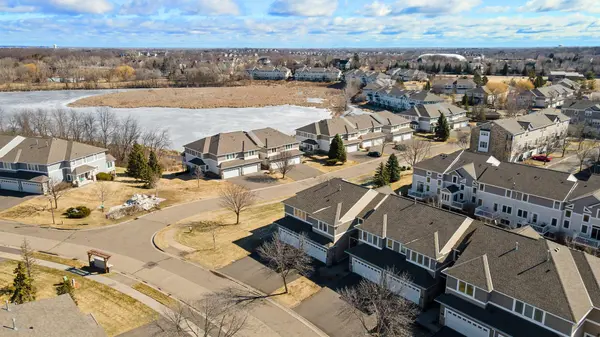 4986 Archer LN N, Plymouth, MN 55446