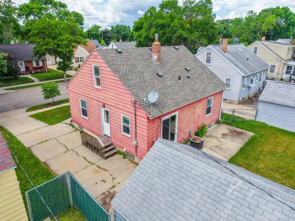 720 13th AVE NE, Rochester, MN 55906