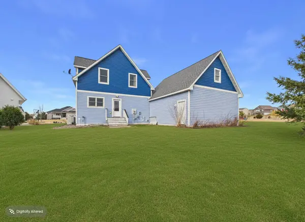 3317 Old Stone WAY NE, Sauk Rapids, MN 56379