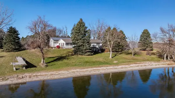 2424 County Road 101, Hendricks, MN 56136