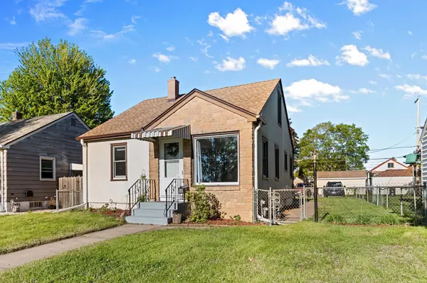 545 6th AVE S, South Saint Paul, MN 55075