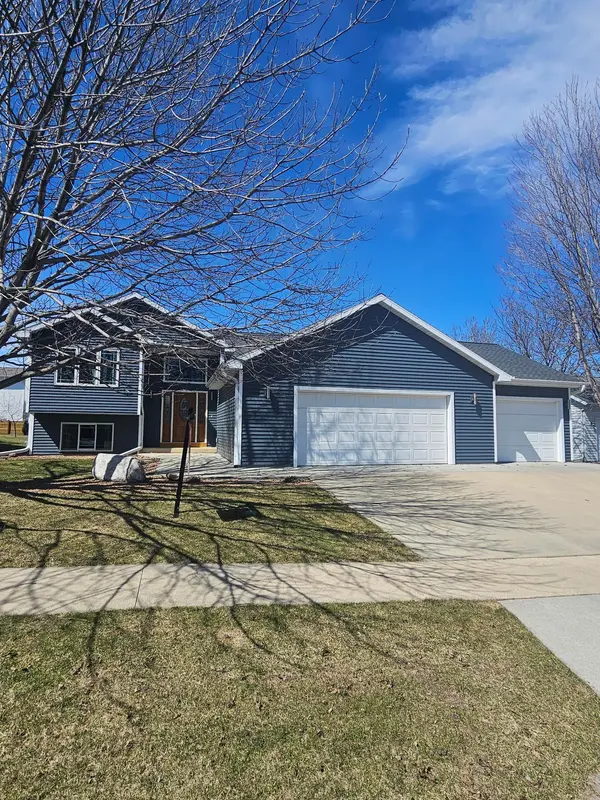 507 14th AVE NW, Kasson, MN 55944