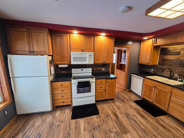 67632 440th ST, Fairfax, MN 55332
